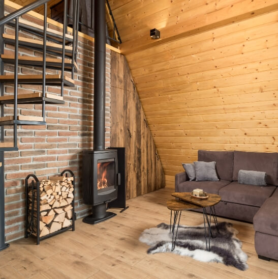 Gorska bajka footer (4) dnevni boravak s kaminom