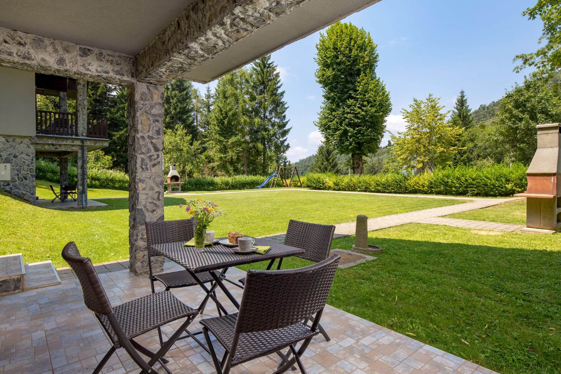 Gorska bajka terasa i dvorište